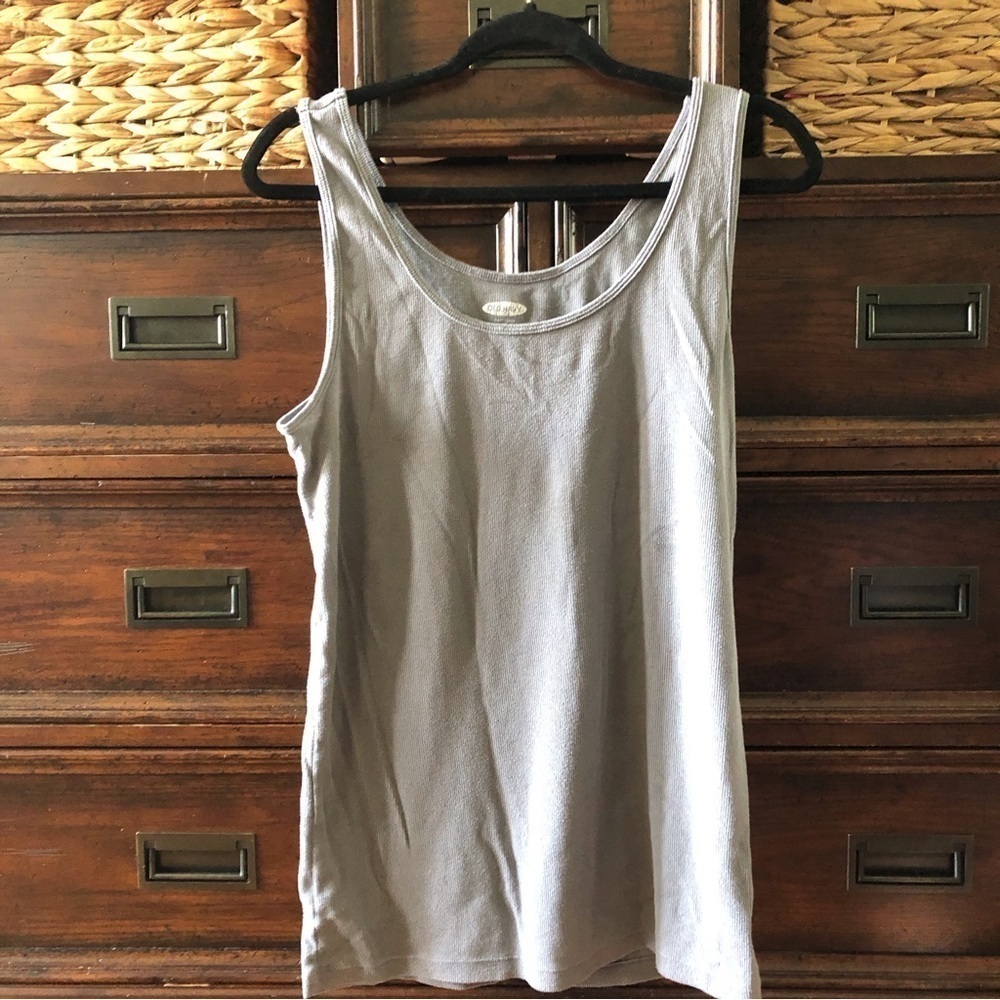 Old Navy gray ribbed first layer tank top in size XL Tall